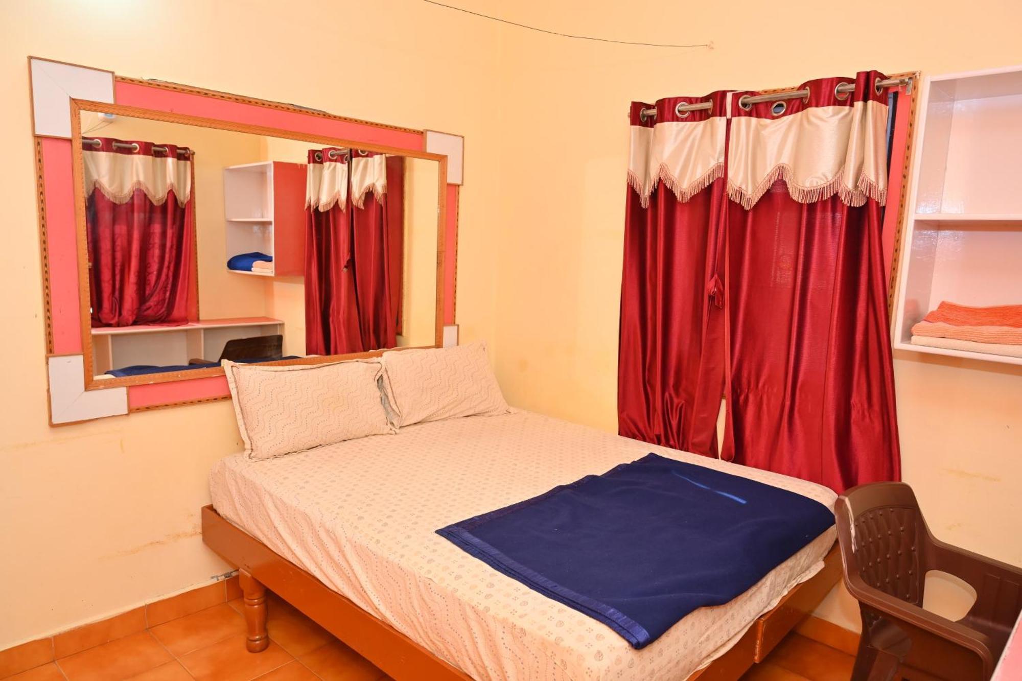 Gopi Guest House Hampi Habitación foto